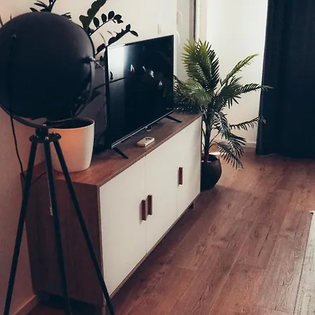 아파트 Apartman Ana